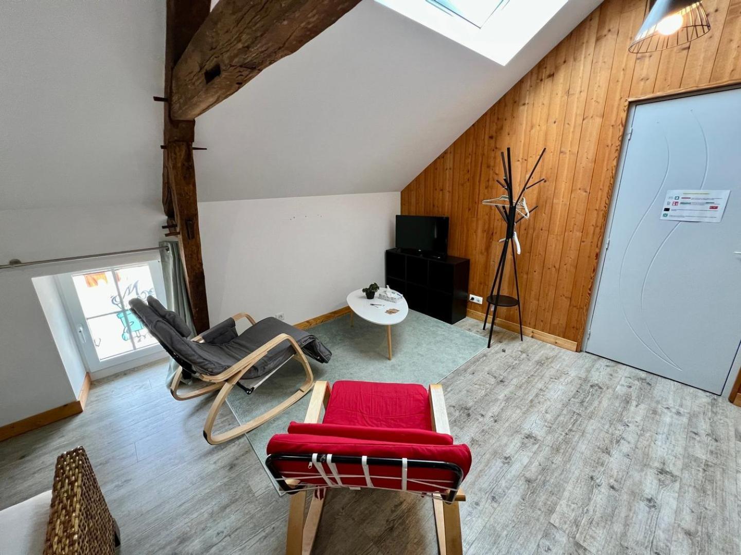 Chez Marcel - Maison 3 Chambres Lussac-les-Chateaux Ngoại thất bức ảnh